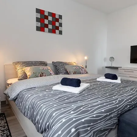 Natura Apartment *